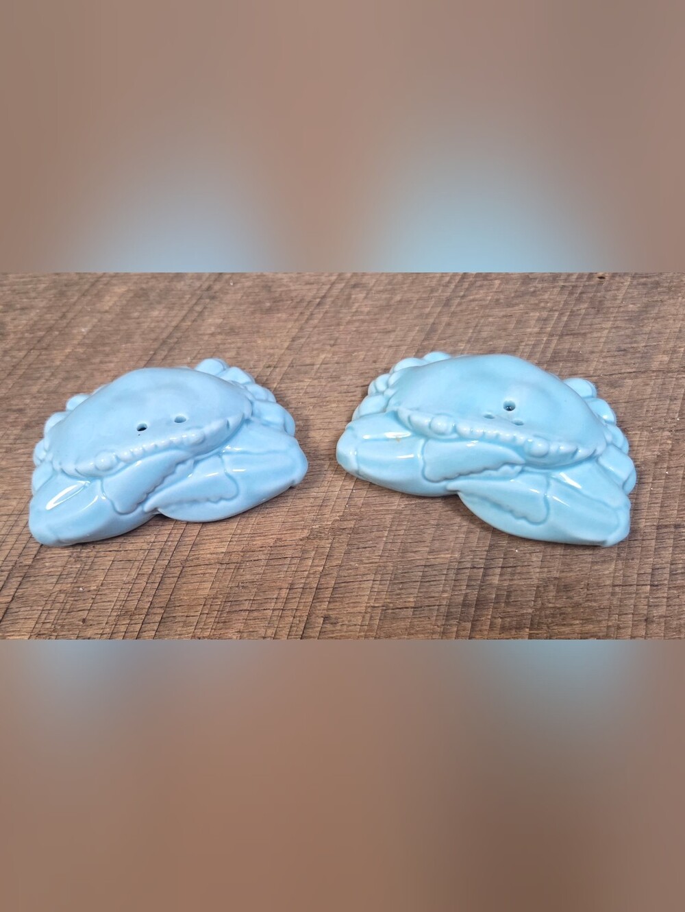 Vintage Ceramic Blue Crab Salt and Pepper Shakers Set Coastal Nautical Decor B1M